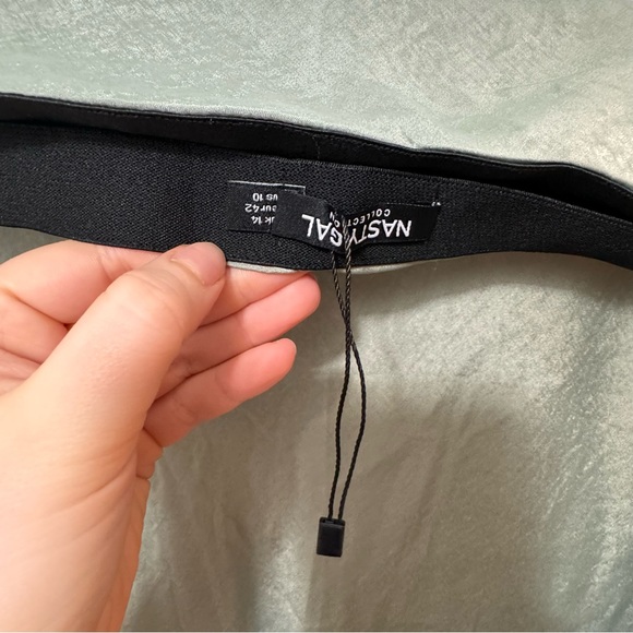 Pink & Sage green satin skirts - Picture 4 of 8